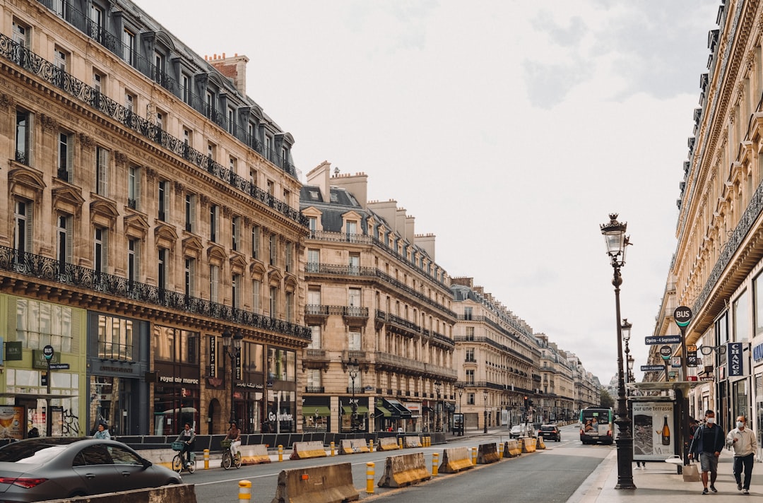 Horaires des bureaux de restauration du patrimoine à Paris